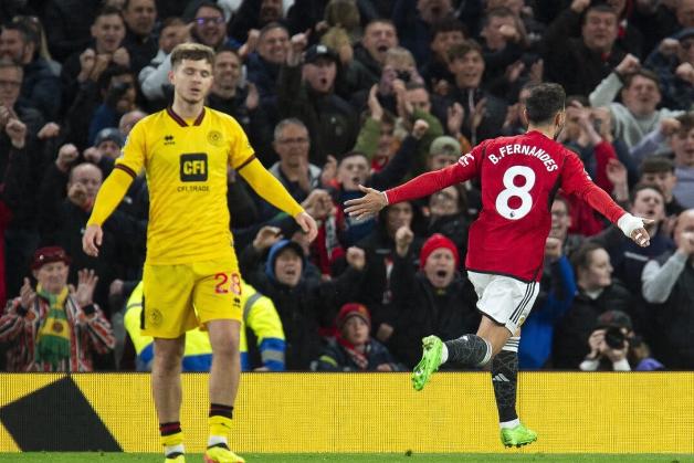 伯恩利主场不敌曼联，遗憾告负的简单介绍