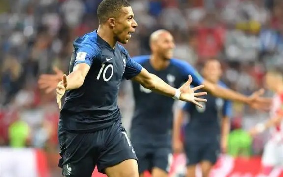 法国惨败冰岛,冒险晋级四强赛的简单介绍 法国惨败冰岛,冒险晋级四强赛的简单介绍