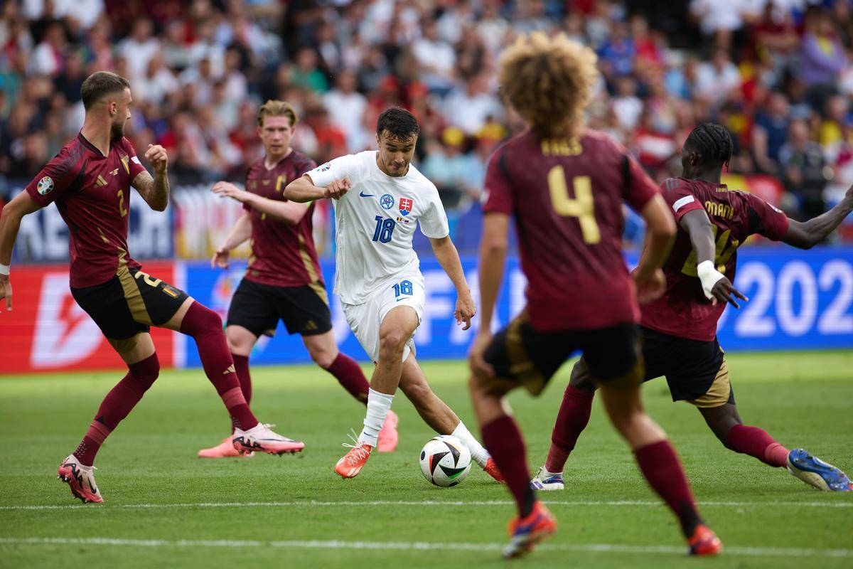 欧国联实力球队展现致胜战术 欧国联实力球队展现致胜战术