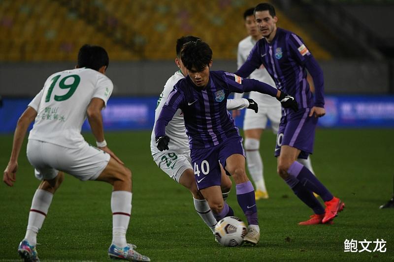 包含重庆队面临困难,赛季前景蒙上阴影的词条 包含重庆队面临困难,赛季前景蒙上阴影的词条