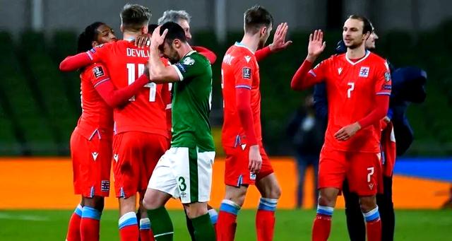 杏彩体育官方登录入口-欧洲足球大战即将上演，球队备战冲刺备受关注的简单介绍