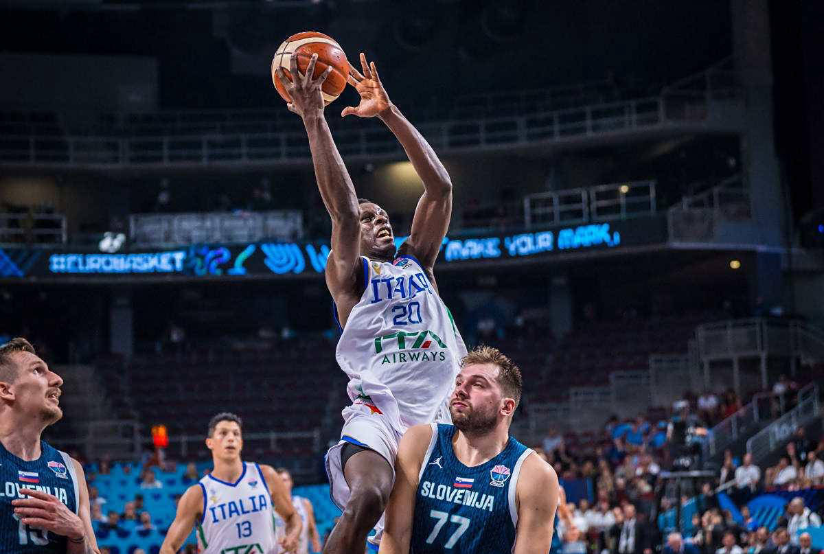 包含意大利在欧锦赛上击败强敌,展现出色战力的词条 包含意大利在欧锦赛上击败强敌,展现出色战力的词条