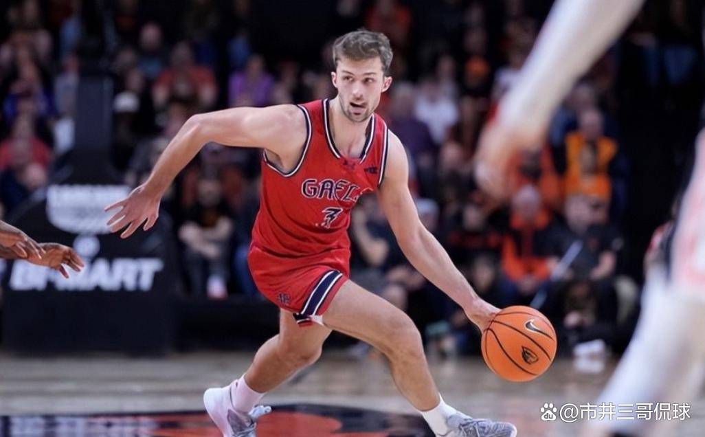 杏彩体育官网-欧洲篮球名宿出席慈善篮球赛