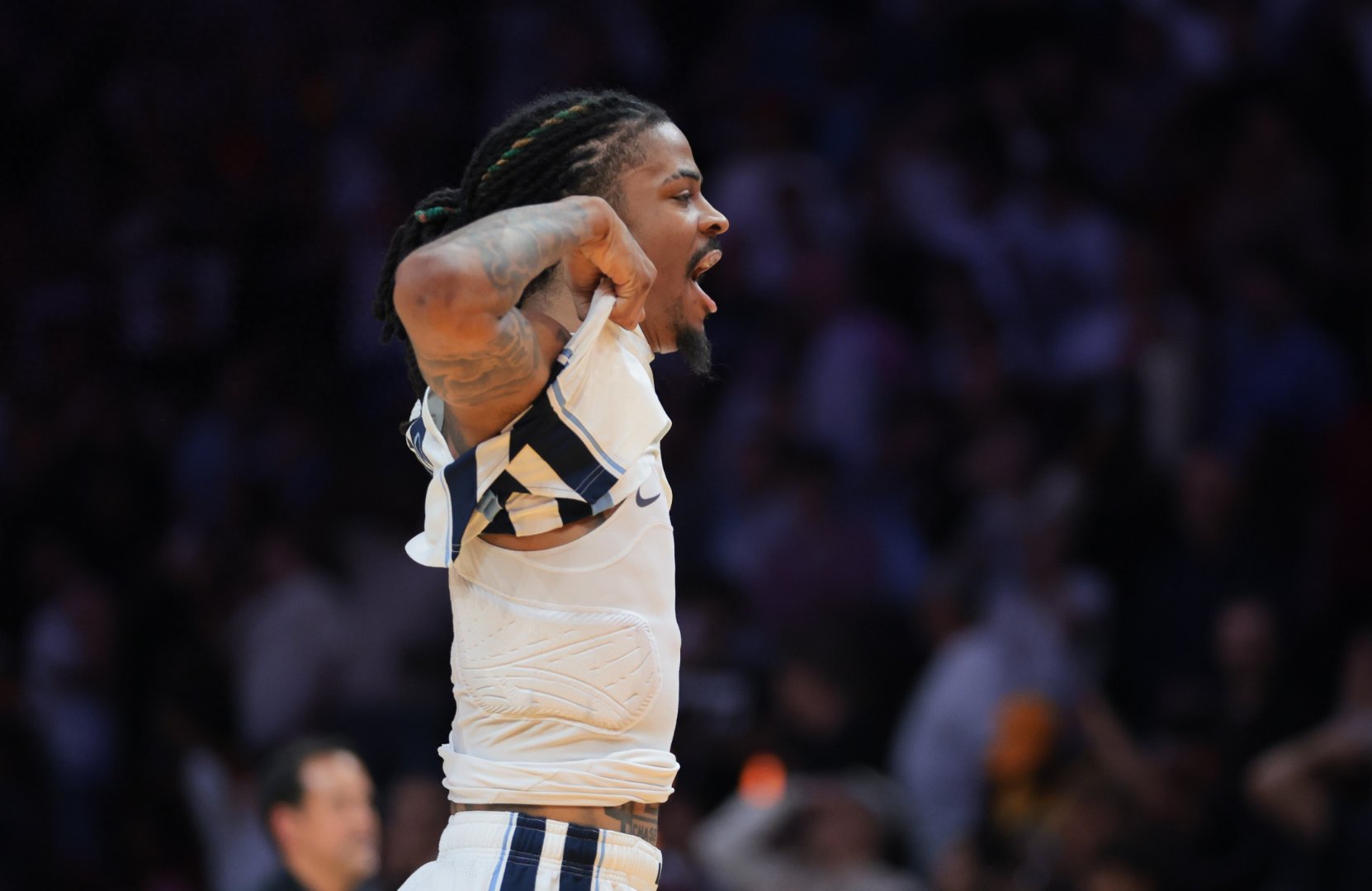 杏彩体育网页版入口-包含76人客场惨败灰熊，遭遇惨败的词条