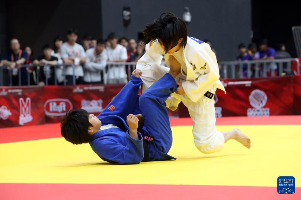 丹麦运动员在柔道比赛中获得亚军